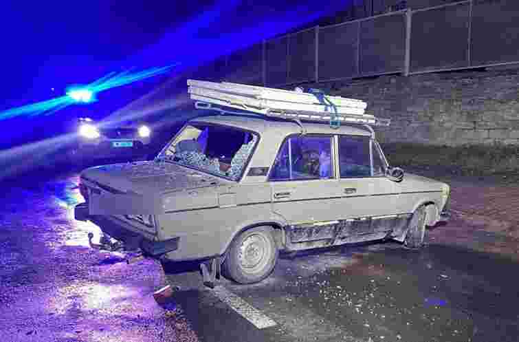 На Тернопільщині молодик викрав авто, а потім побив перехожого