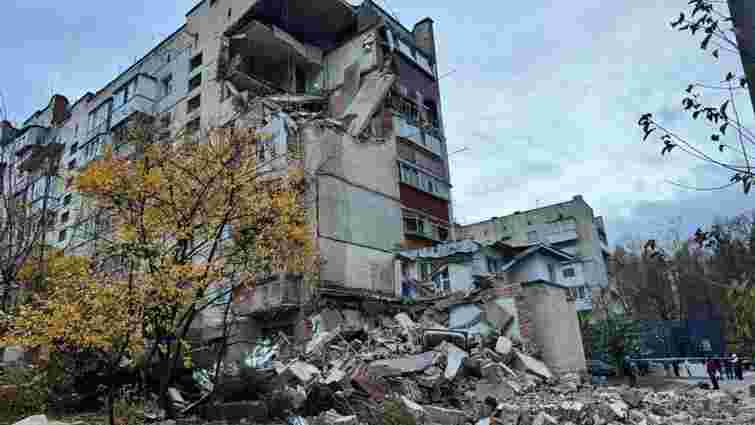 У Хмельницькому відбудують пошкоджену вибухом частину багатоповерхівки