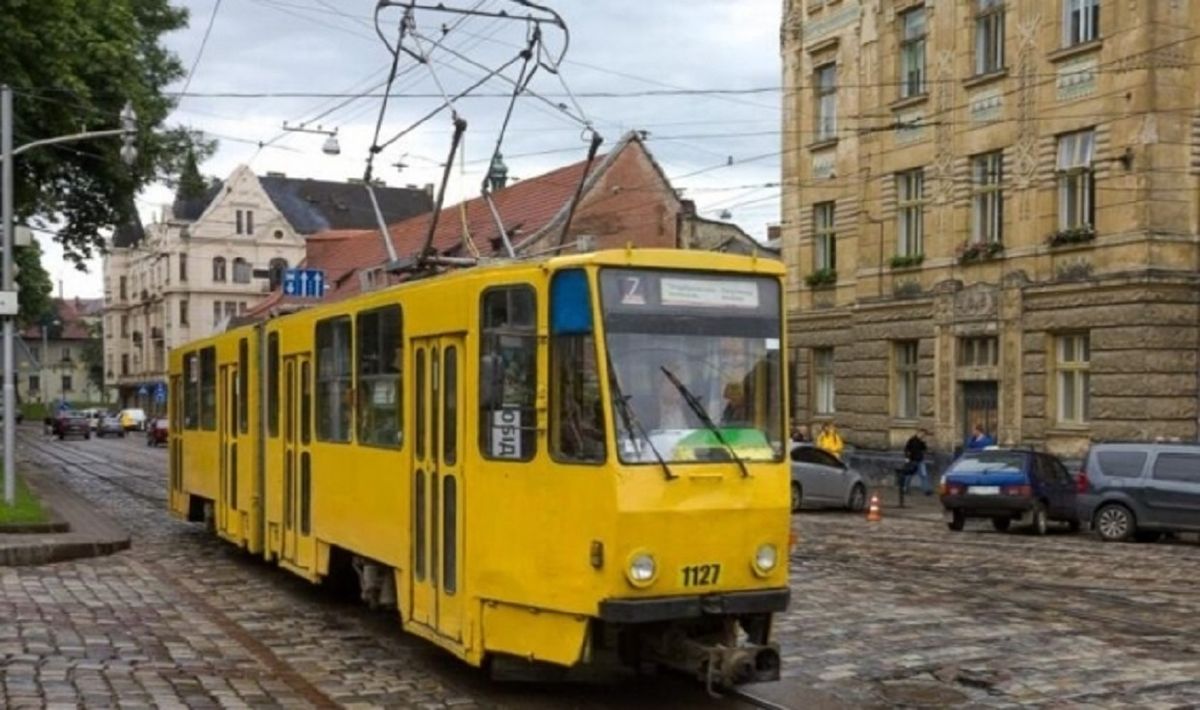 Львів’янка відсудила в «Львівелектротрансу» 36 тис. грн через падіння у трамваї