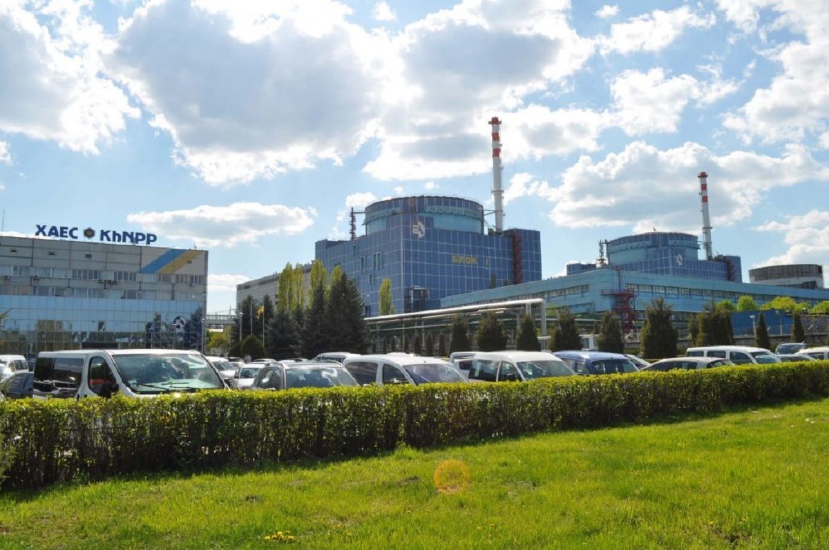 Рівненська та Хмельницька АЕС повністю відновили потужність після атак РФ 