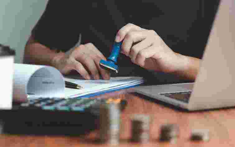 Польща учетверо збільшить вартість дозволів на роботу для іноземців