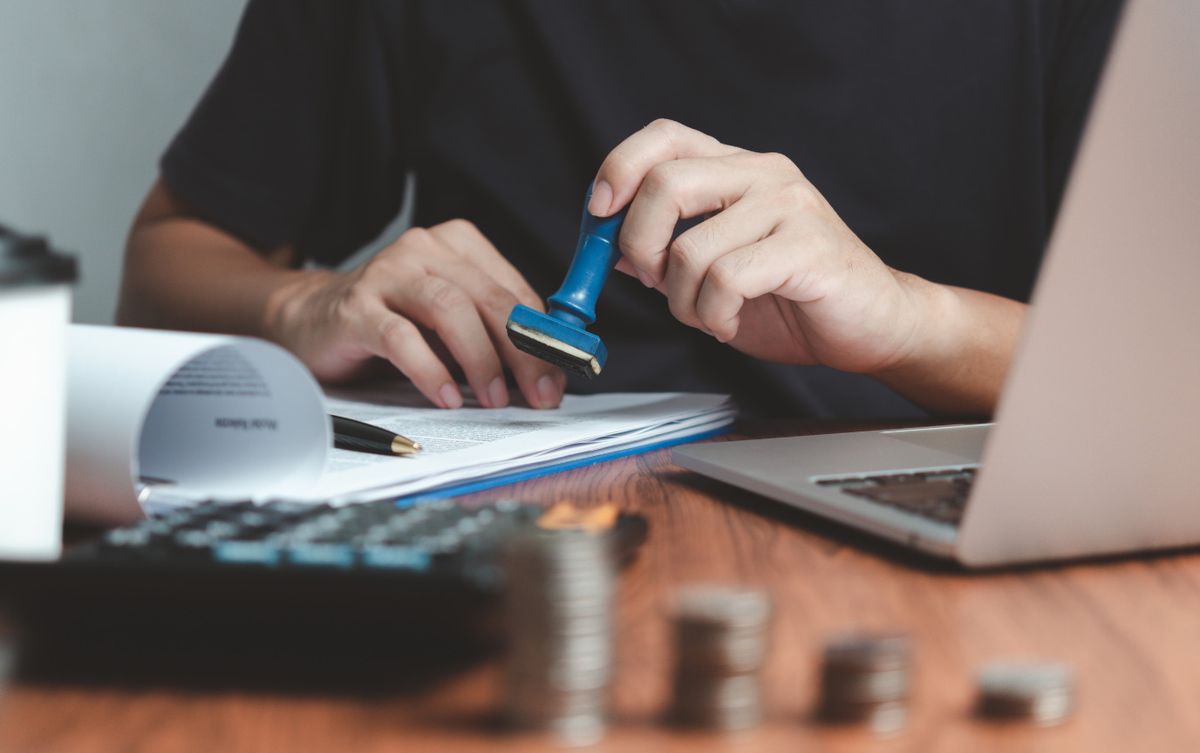 Польща учетверо збільшить вартість дозволів на роботу для іноземців