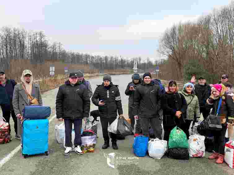 Україна передала Росії її 30  цивільних громадян 