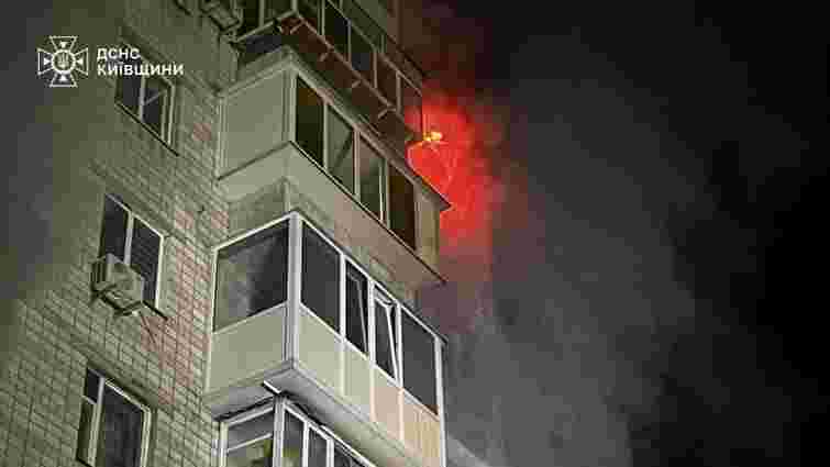 Росіяни завдали удару по багатоповерхівці на Київщині, є загиблий та два десятки постраждалих