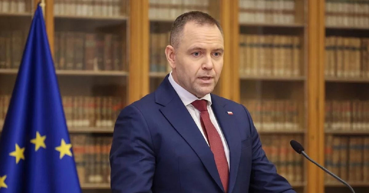 Президент Польщі відмовився від зустрічі з Орбаном через його поїздку до Путіна