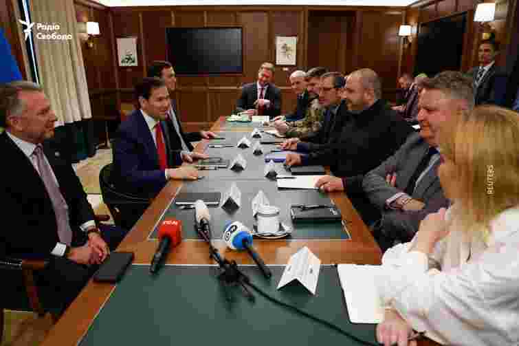 Після перемовин з Україною держсекретар США Рубіо заявив, що ще є над чим працювати