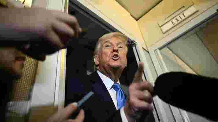 Трамп заявив про складні проблеми в Україні на тлі корупційного скандалу