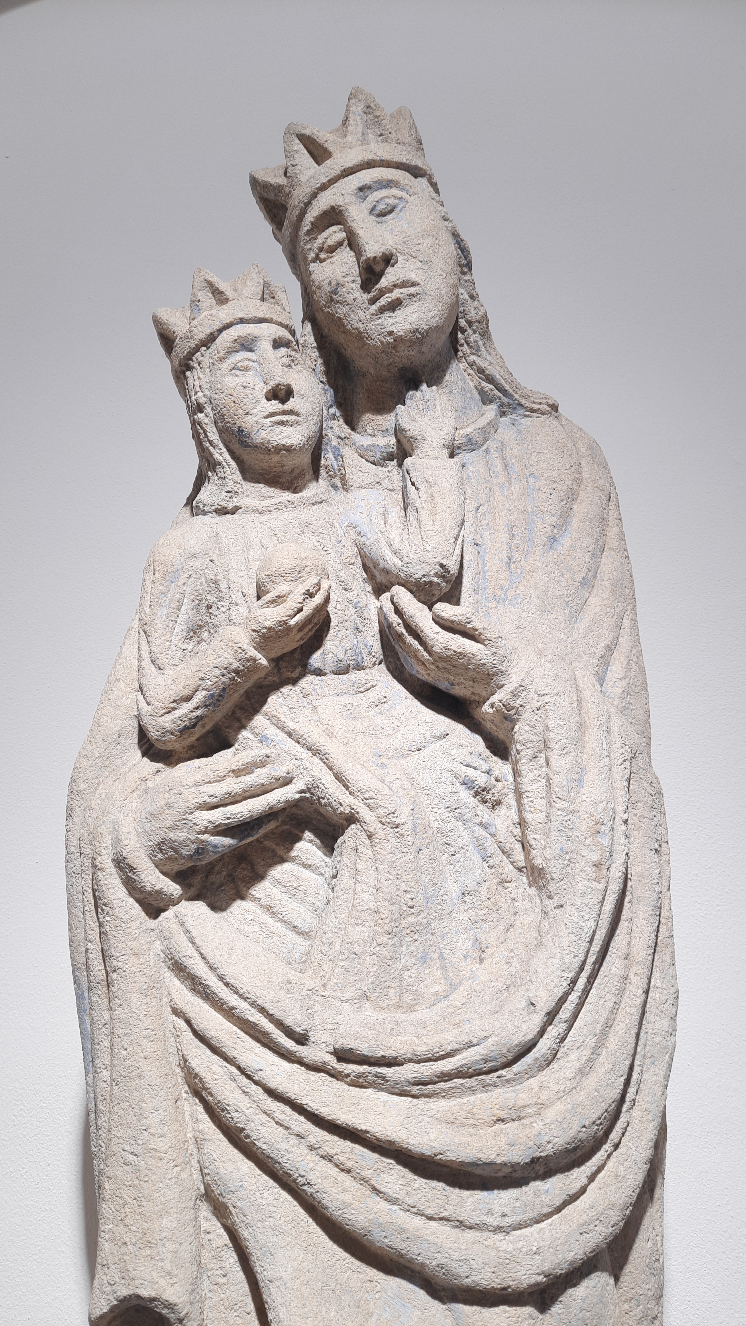 Камʼяна скульптура Богородиці з Христом, XIX ст.