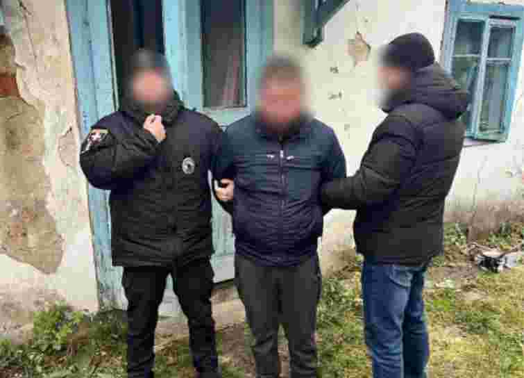 На Волині чоловік намагався підпалити дружину, після чого втік з дому