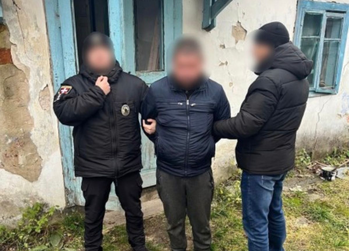 На Волині чоловік намагався підпалити дружину, після чого втік з дому