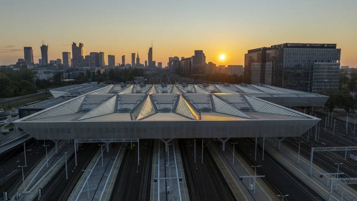 На це пішло аж 5 років: у Варшаві нарешті закінчили реконструкцію західного вокзалу