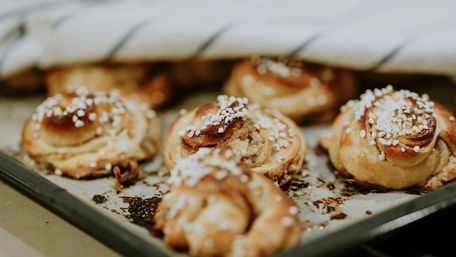 Ще не все втрачено: як можна врятувати занадто сухі булочки та пиріжки