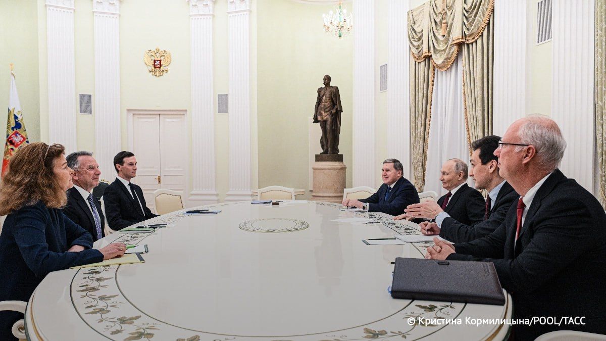 Віткофф та Путін не досягли компромісу під час переговорів щодо завершення війни