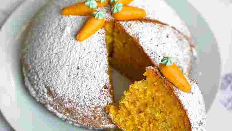 Морквяно-апельсиновий пиріг. Рецепт дня