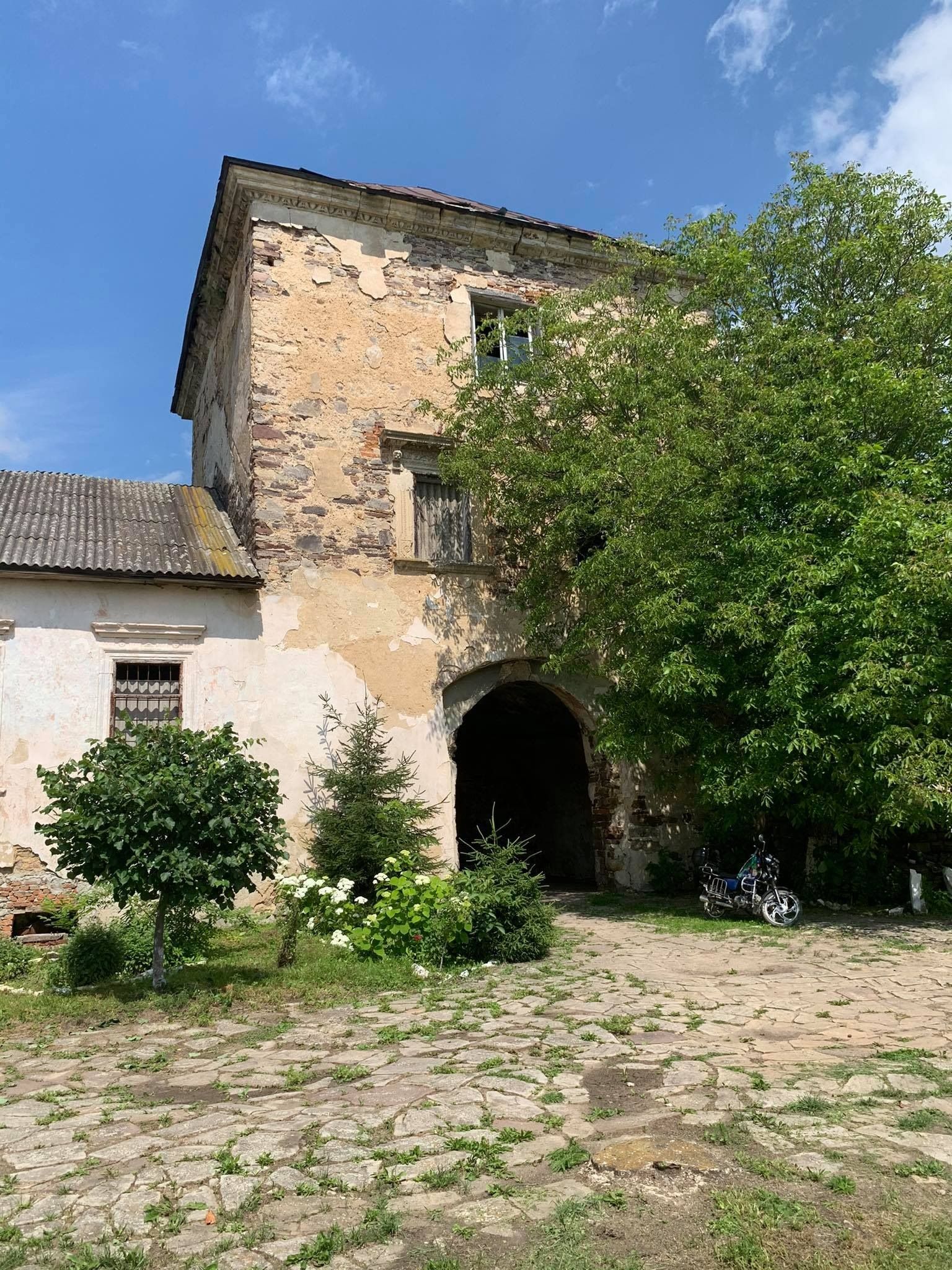 В’їзна вежа