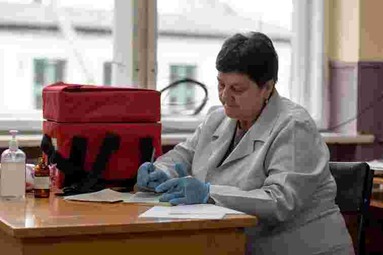 У селі Іза на Закарпатті на гепатит захворіли 15 дітей