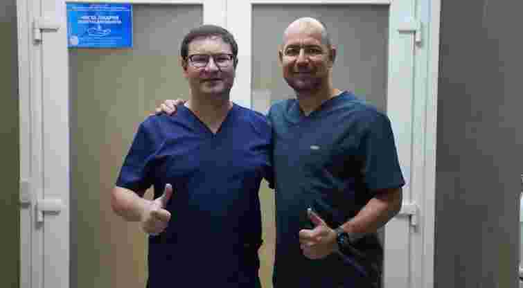 Кардіохірурги Львова і Києва  провели 50-річному волинянину надскладну операцію на серці