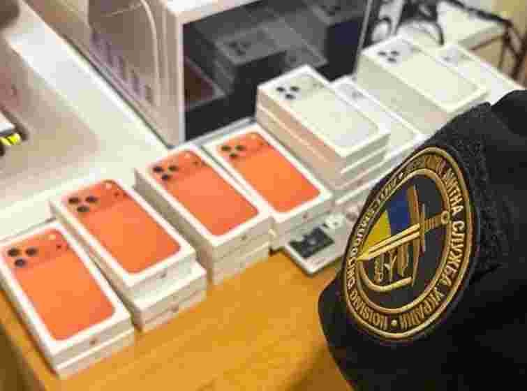 На Волині митники виявили контрабанду партії iPhone 17 на понад 1,5 млн грн