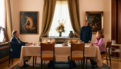 «Найбагатша жінка світу»: чим цікавий цей фільм