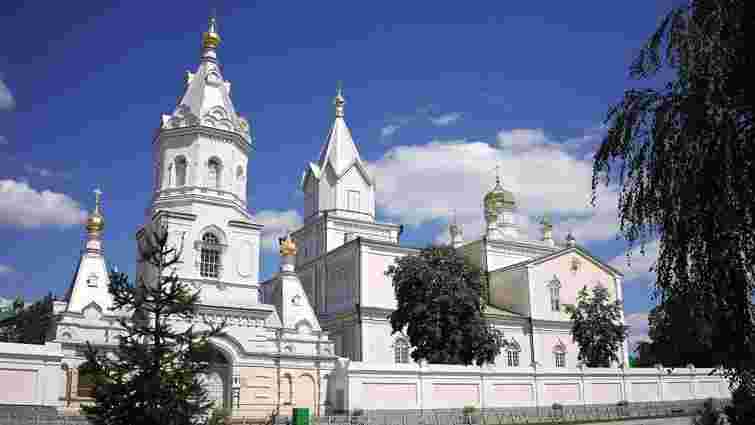 Суд відкликав позов про ліквідацію Корецького монастиря на Рівненщині