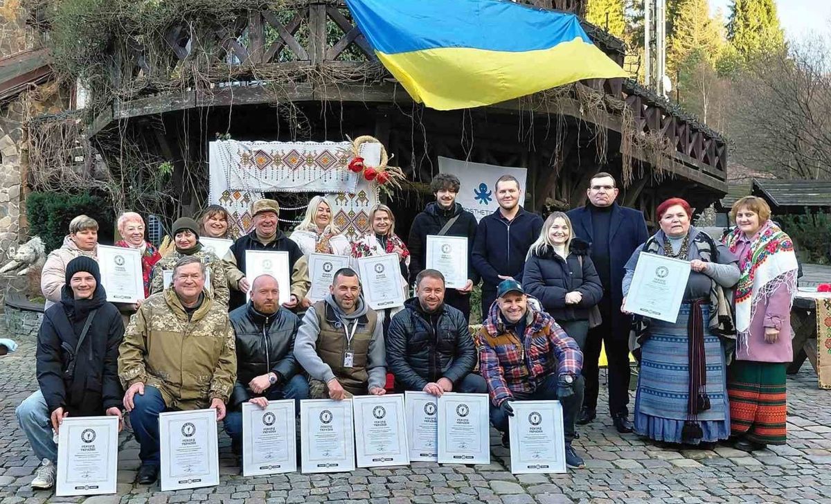 На Стрийщині встановили рекорд України з приготування 450 л засипаної капусти 
