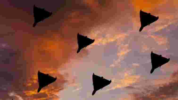 Російські дрони пошкодили житловий будинок та продовольчий склад у Луцьку