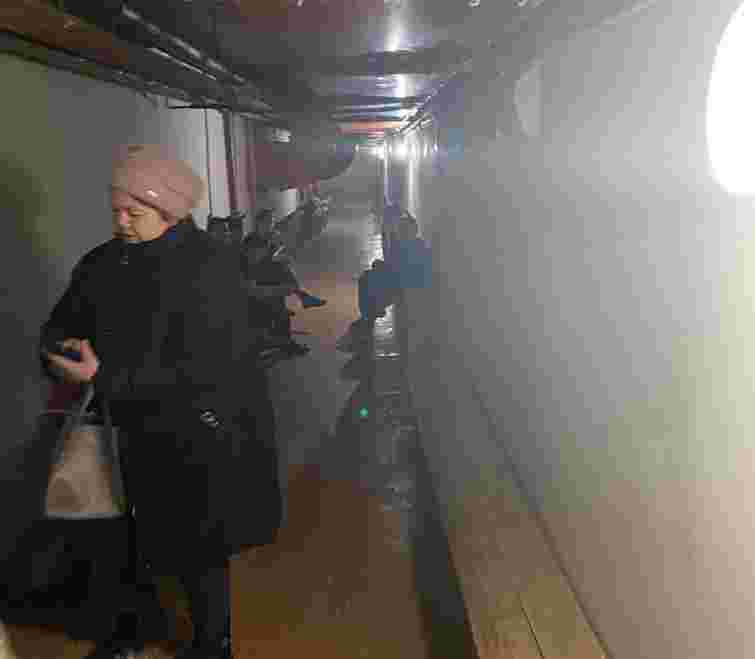 У Тернополі сім'ї захисників поскаржились, що їх не впускали в укриття ПК «Березіль»