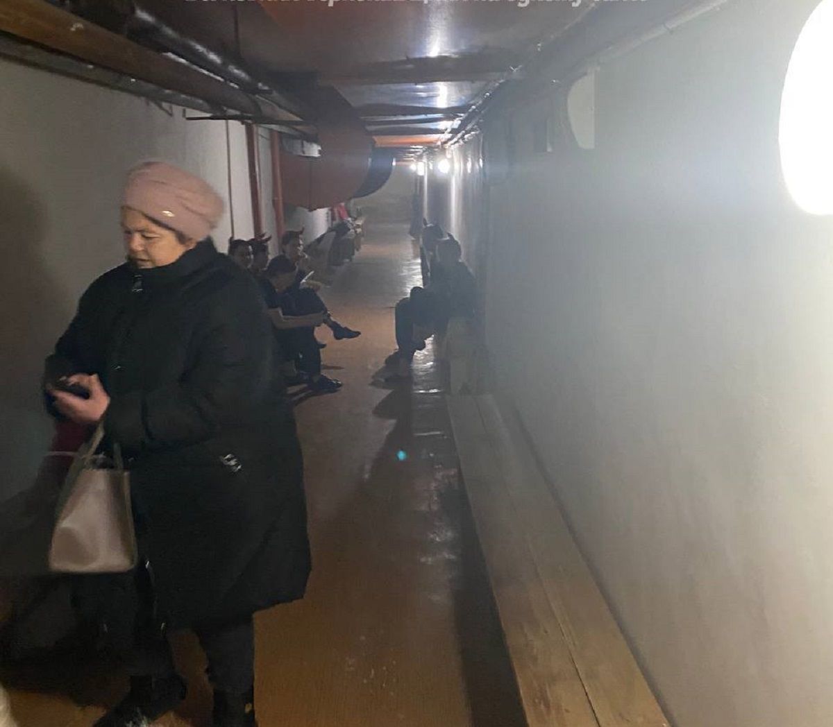 У Тернополі сім'ї захисників поскаржились, що їх не впускали в укриття ПК «Березіль»