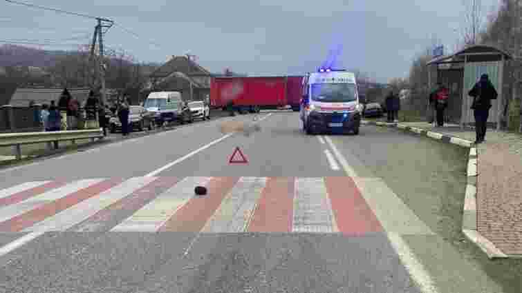 На Закарпатті водійка Škoda на смерть збила велосипедиста на пішохідному переході