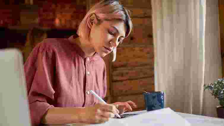 Росіянізм чи розмовний варіант: чи є в українській мові слово «мішати»