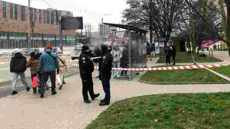 Мешканка Франківська поранила ножем перехожу з 11-річною дитиною