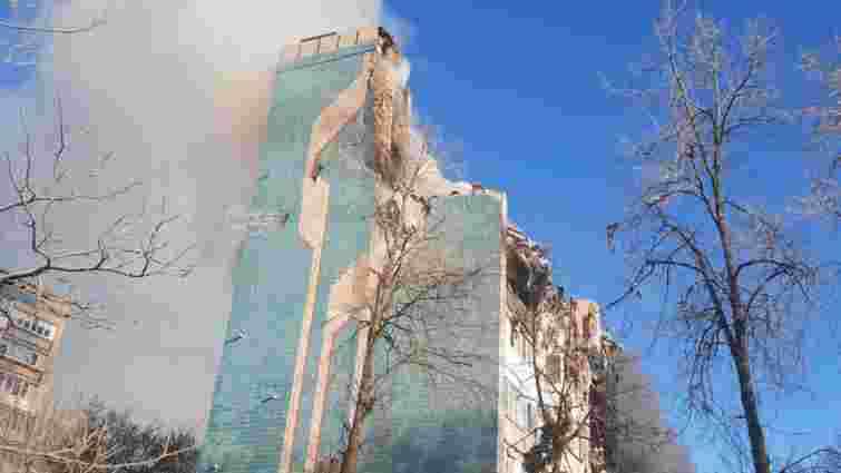 У зруйнованому ракетою тернопільському будинку знайшли тіла ще двох людей