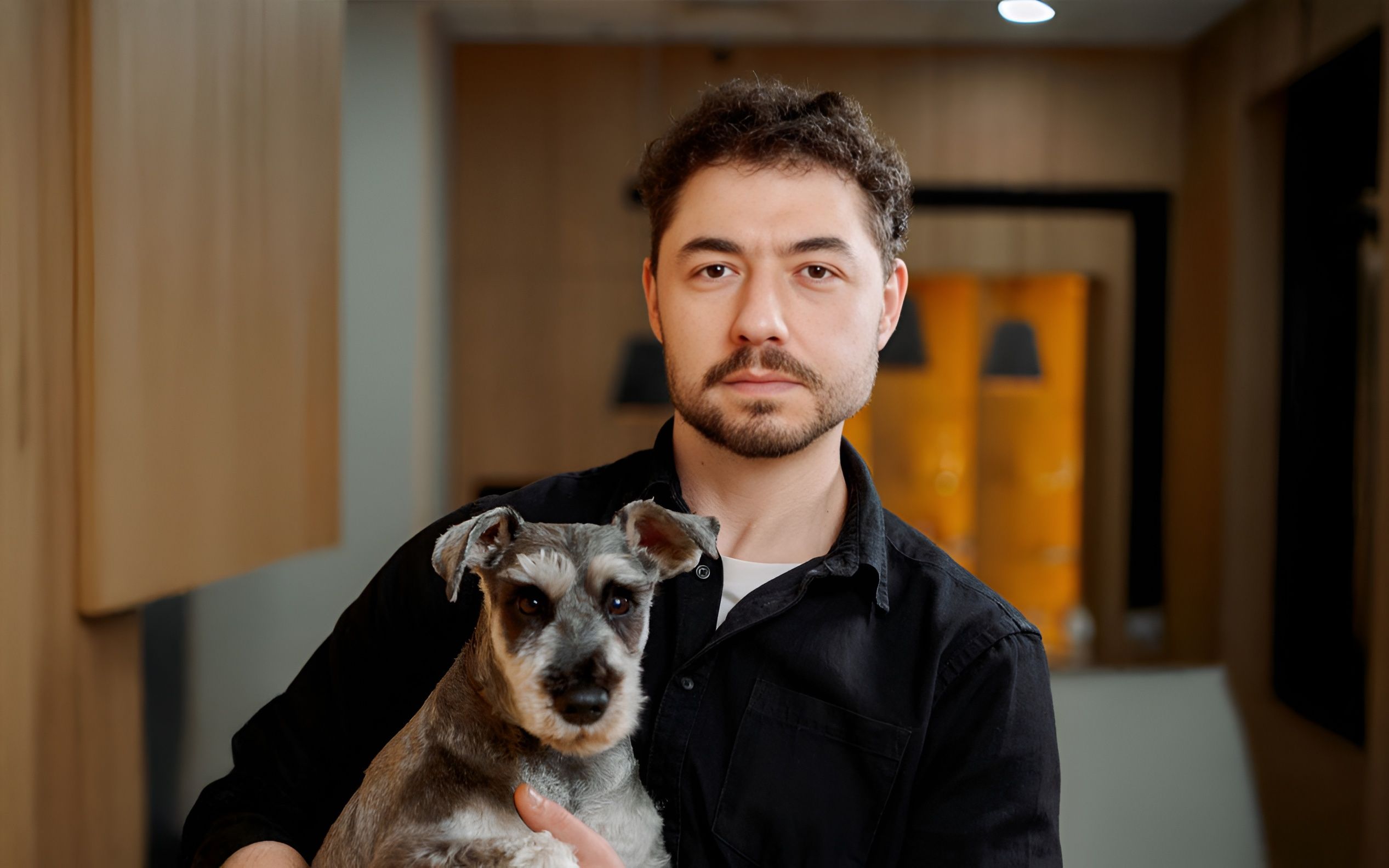 Володимир Висоцький зібрав інклюзивні мистецькі осередки в одному артальбомі / Фото EU NEIGHBOURS east