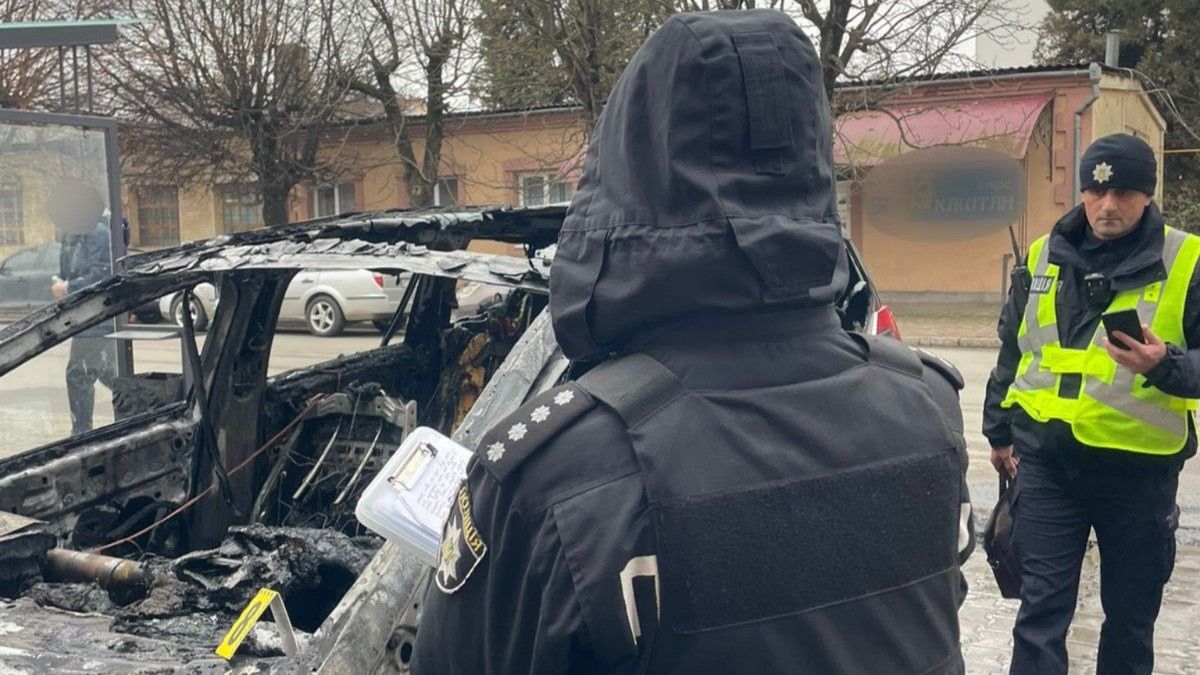 Школяр за 500 доларів на замовлення РФ спалив авто у Франківську