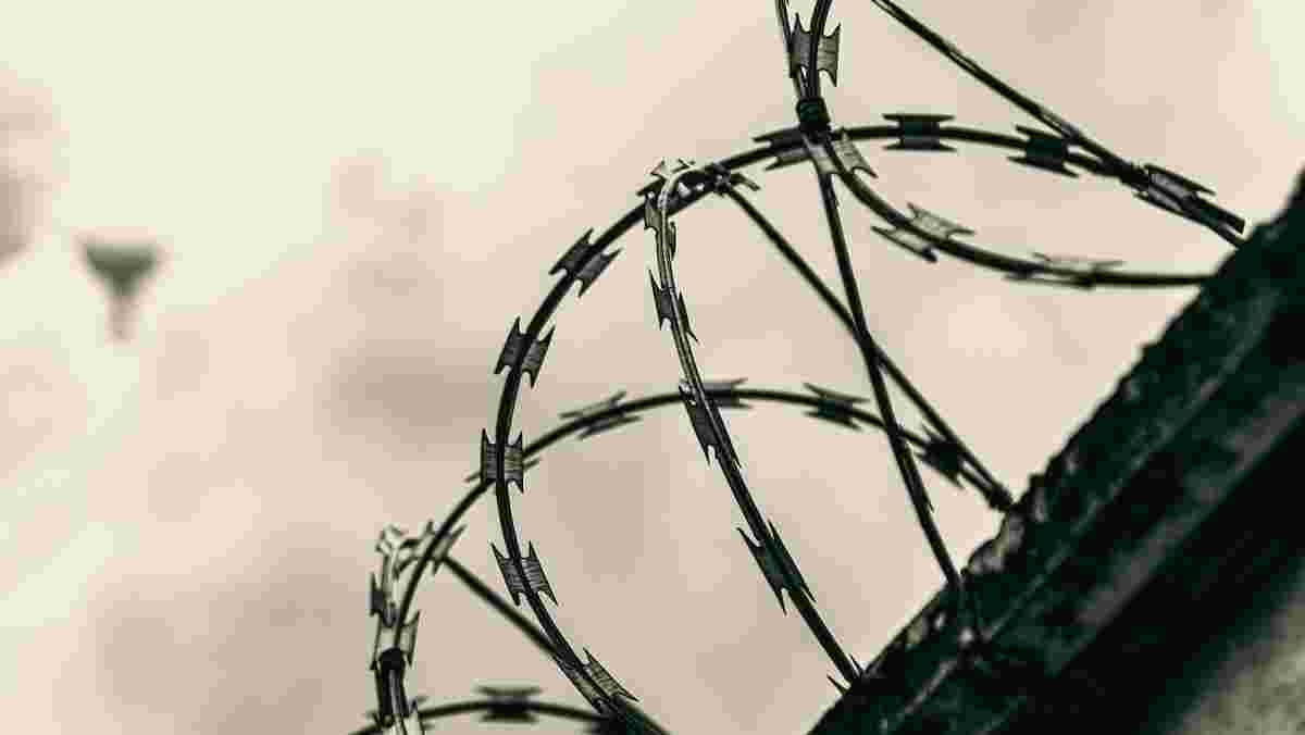 Дрони атакували чотири аеродроми в Криму, знищивши десятки носіїв крилатих ракет — image 3