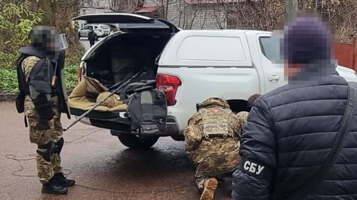 Школярка намагалася підірвати бомбу на території житлового мікрорайону Житомира