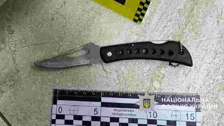 Мешканець Франківська поранив військового ножем під час конфлікту в магазині