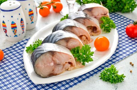 Засолена у пакеті скумбрія. Рецепт дня