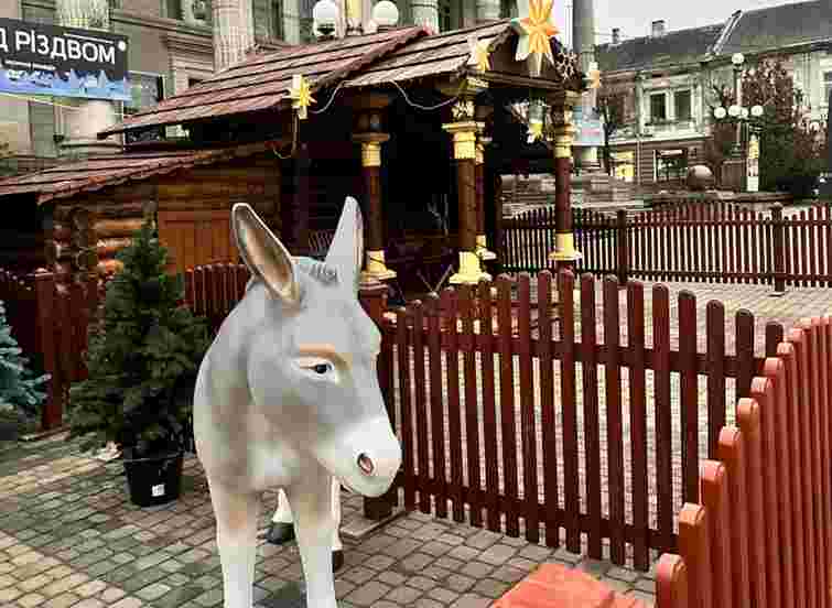 На центральній площі Тернополя замість ялинки встановлять різдвяну шопку