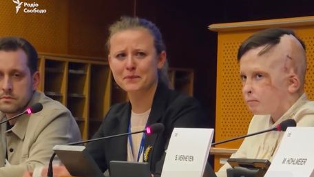 Виступ львівського школяра у Європарламенті розчулив перекладачку до сліз. Відео дня