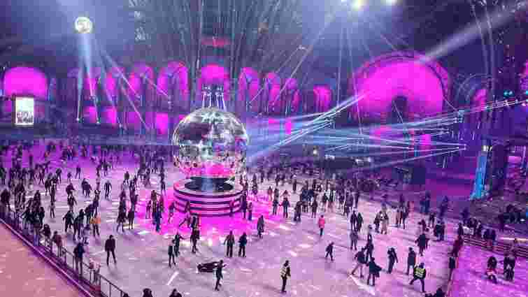 У Парижі відкриють найбільшу у світі криту ковзанку в палаці ХІХ століття