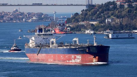 Україна запровадила найбільший санкційний пакет проти тіньового флоту Росії