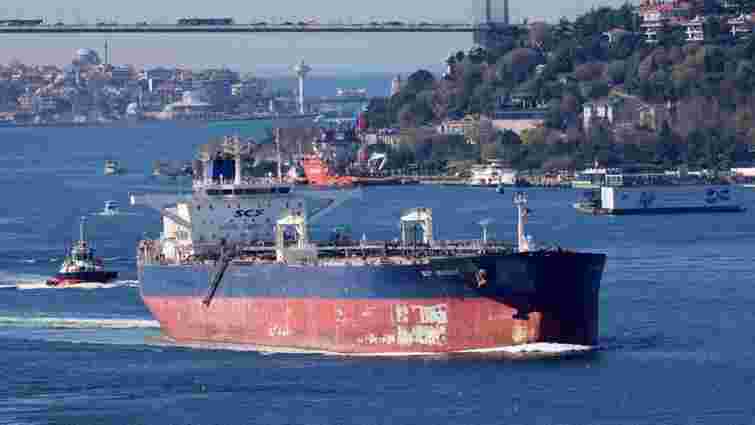 Україна запровадила найбільший санкційний пакет проти тіньового флоту Росії