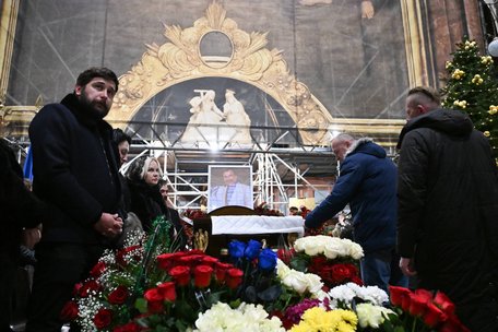 У Львові прощаються з народним артистом Степаном Гігою