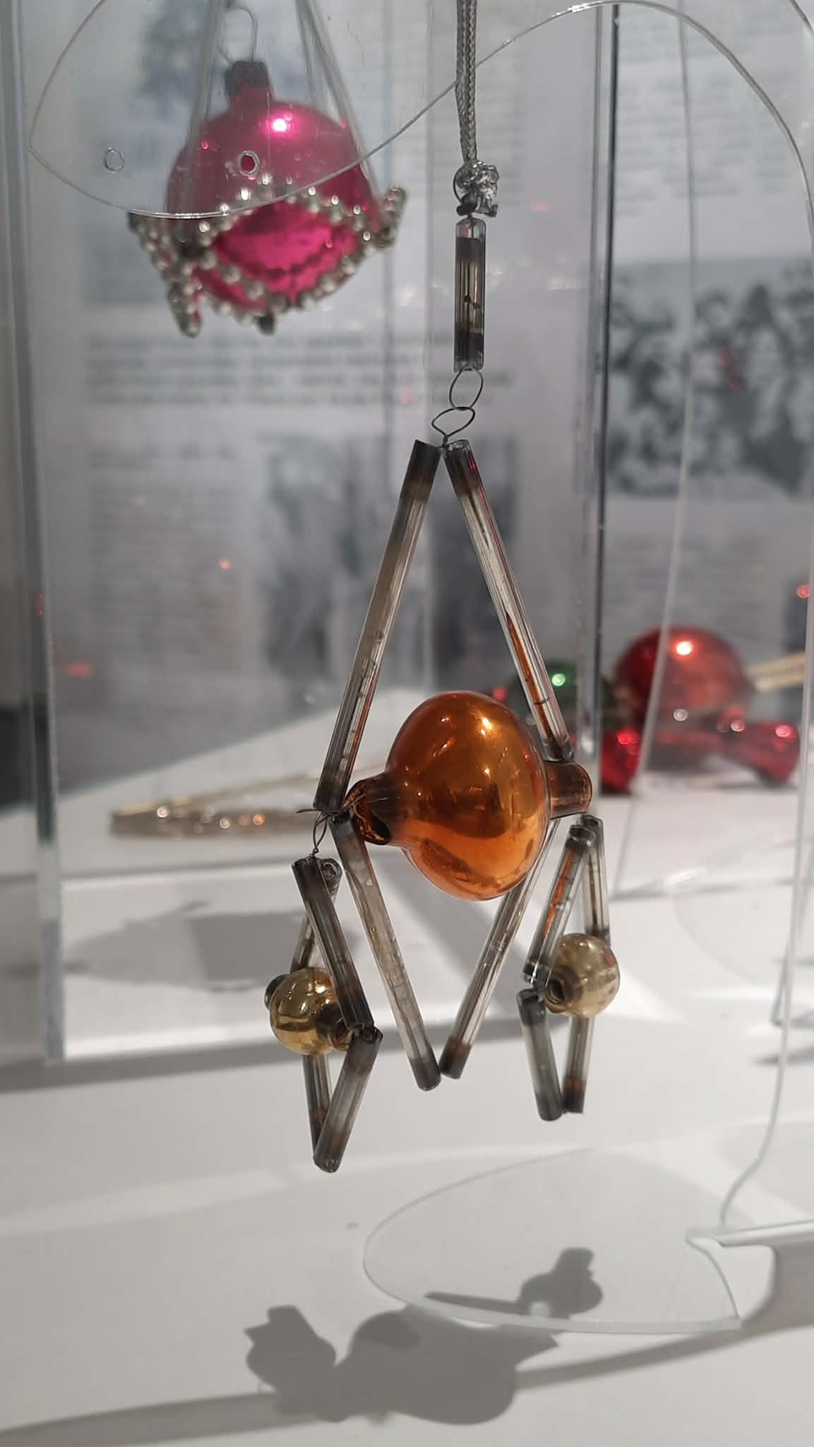 Павук зі стеклярусу