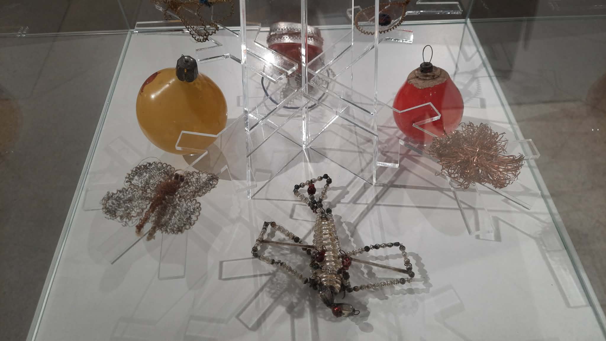 Іграшки з воєнної вторсировини