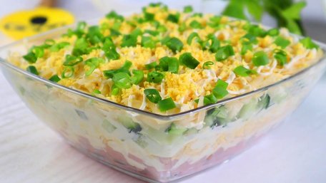 Що приготувати замість «Олів’є»: салат «Глорія» до новорічного столу