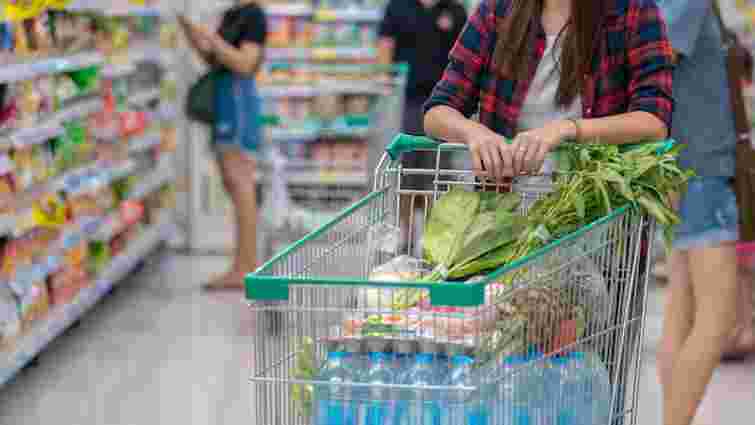 Заощадите час та нерви: які продукти варто купити заздалегідь до Нового року