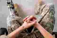 У Чернівцях ветерани звинуватили львівську фірму в неякісному протезуванні