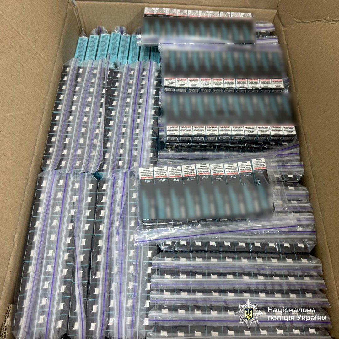 Правоохоронці провели обшуки у Хмельницькому та Києві (фото поліції)